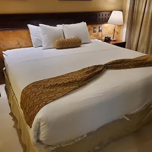 wyndham-merida.hotelsmerida.org/