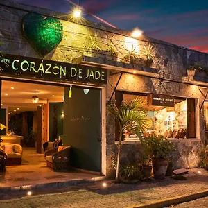 https://corazon-de-jade.tulum-hotels.net